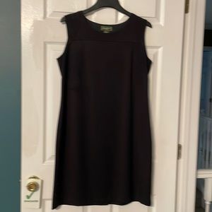 Black sleeveless shift dress